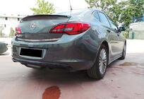 Opel Astra J 2009–2015 Bagdiffusor DPT V-2 (SD, sort højglans) foto 2