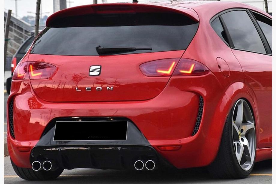 Seat Leon 2005–2012 Bageste diffuser DPT V-1 (2009-2012, sort højglans) Image