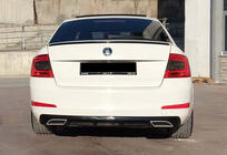 Skoda Octavia III A7 2013–2019 Bagdiffusor DPT V-4 (LB, blank sort) foto 1