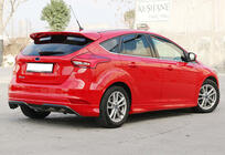 Ford Focus III 2011–2017 DPT sideskørter (SD, 2015-2017, sort højglans) foto 3