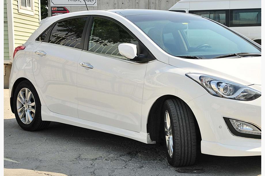 Hyundai I-30 2012–2017 DPT sideskørter (blank sort) Foto 1