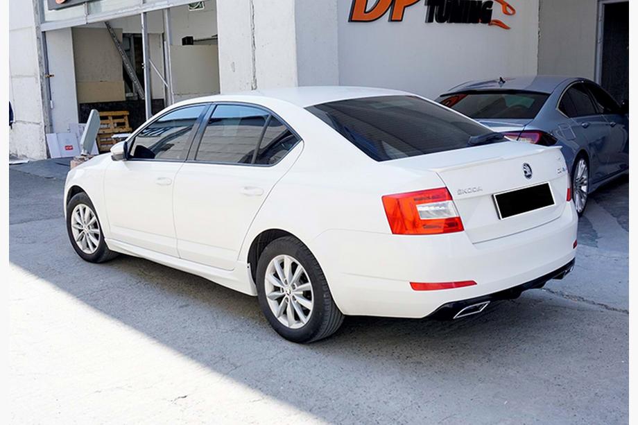 Skoda Octavia III A7 2013–2019 DPT sideskørter (til lakering) Foto 3