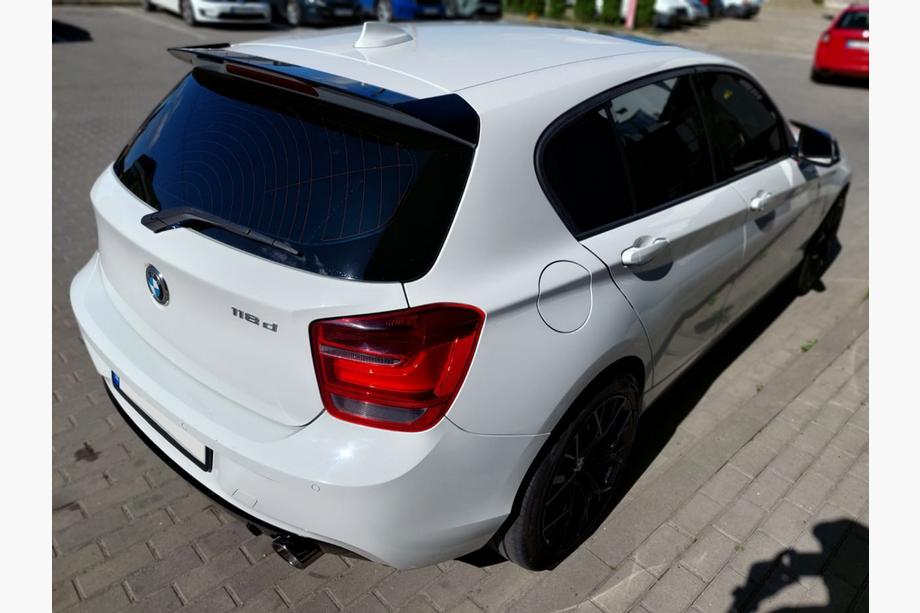 BMW 1-serie F20/F21 2011–2019 DPT V2 spoiler (til F20/F21, sort højglans) Foto 4
