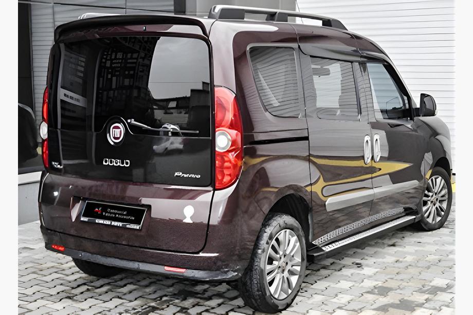 Fiat Doblo II 2010–2022 DPT spoiler (sort højglans) Image