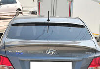 Hyundai Accent 2011–2017 DPT spoiler (sort højglans) foto 1