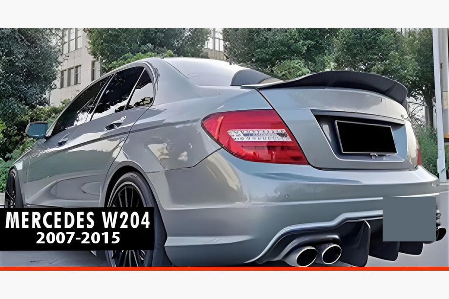 Mercedes C-class W204 2007–2015 Spoiler DPT V-2 (sort højglans) Image
