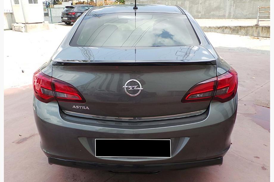 Opel Astra J 2009–2015 Spoiler DPT V-2 (SD, sort højglans) Image