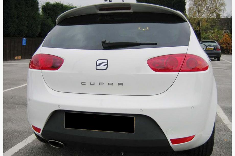 Seat Leon 2005–2012 Spoiler DPT V-4 (2009-2012, sort højglans) Image