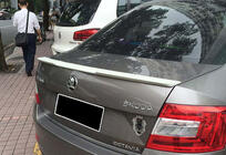 Skoda Octavia III A7 2013–2019 Spoiler DPT V-2 (sort højglans) foto 1