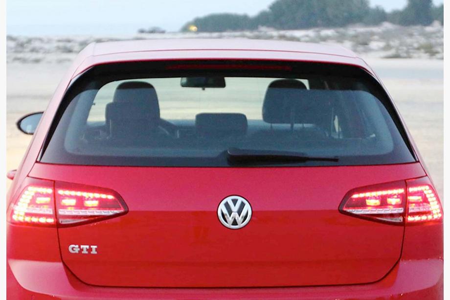 Volkswagen Golf 7/E-Golf 2012–2020 Spoiler DPT V-1 (til GTI / R HB, blank sort) Image