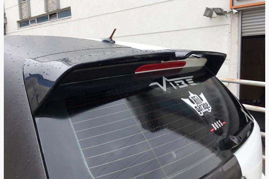 Volkswagen Polo 2010–2017 Spoiler DPT V-3 (HB, sort højglans) Image