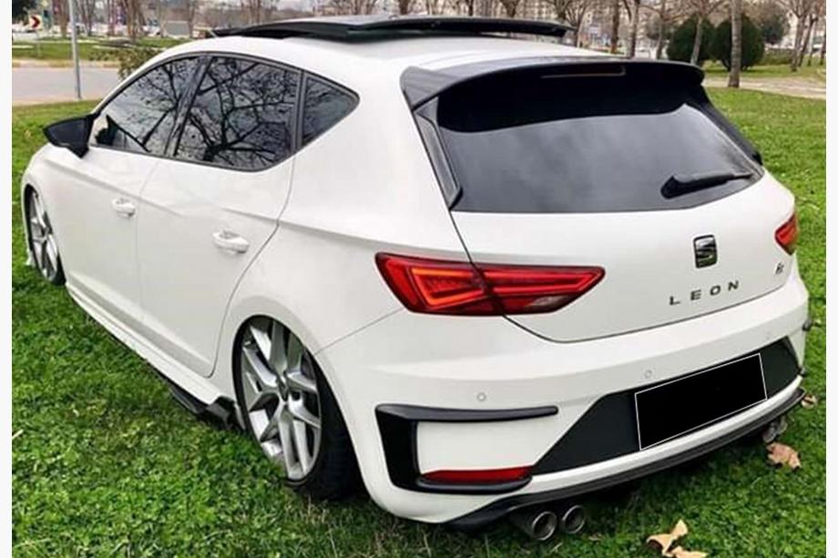 Seat Leon 2013–2020 Canards til bagkofanger DPT (2017-2020, 2 stk, blank sort) Image