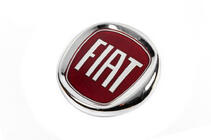 Fiat Emblem (rød, med stift) foto 2