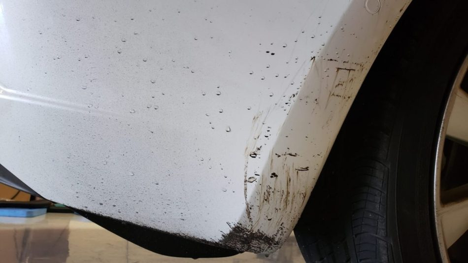 Bitumentruslen: hvorfor det er farligt for bilen