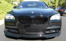 BMW 7-serie F01/F02 2008–2015 Nyregrill 1 Bar (sort højglans) foto 1