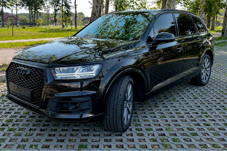 Audi Q7 2015–2026 Frontgrill i RSQ7-stil (2015-2019, sort) Image
