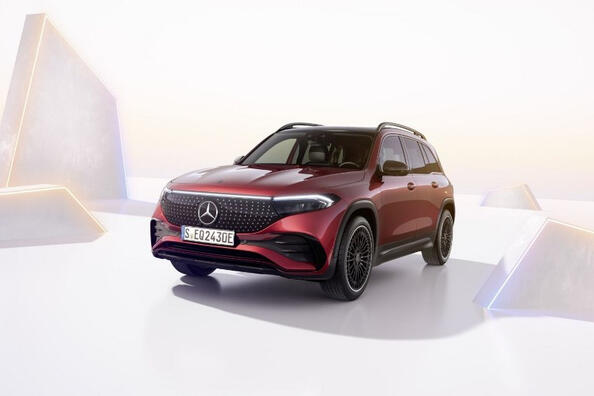 Mercedes-Benz EQB 2023: Opdateret elbil til by og rejser