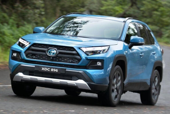 Test af Toyota RAV4: facelift af femte generation