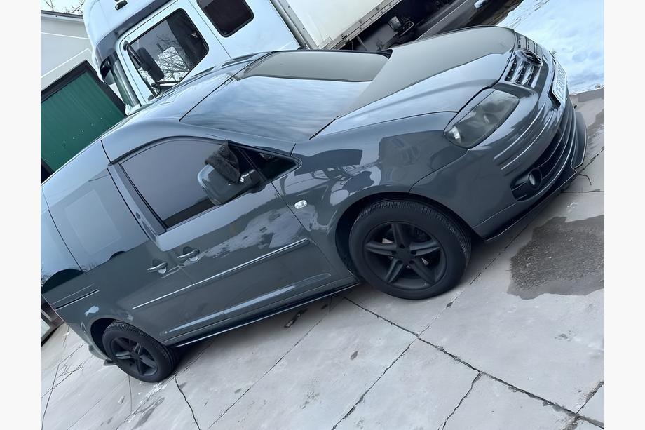 Volkswagen Caddy 2015–2020 Performance sideskørter (sorte) Image