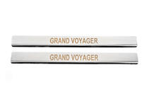 Chrysler Voyager 2008–2016 Carmos dørtrinslister (2 stk., rustfrit stål) foto 1