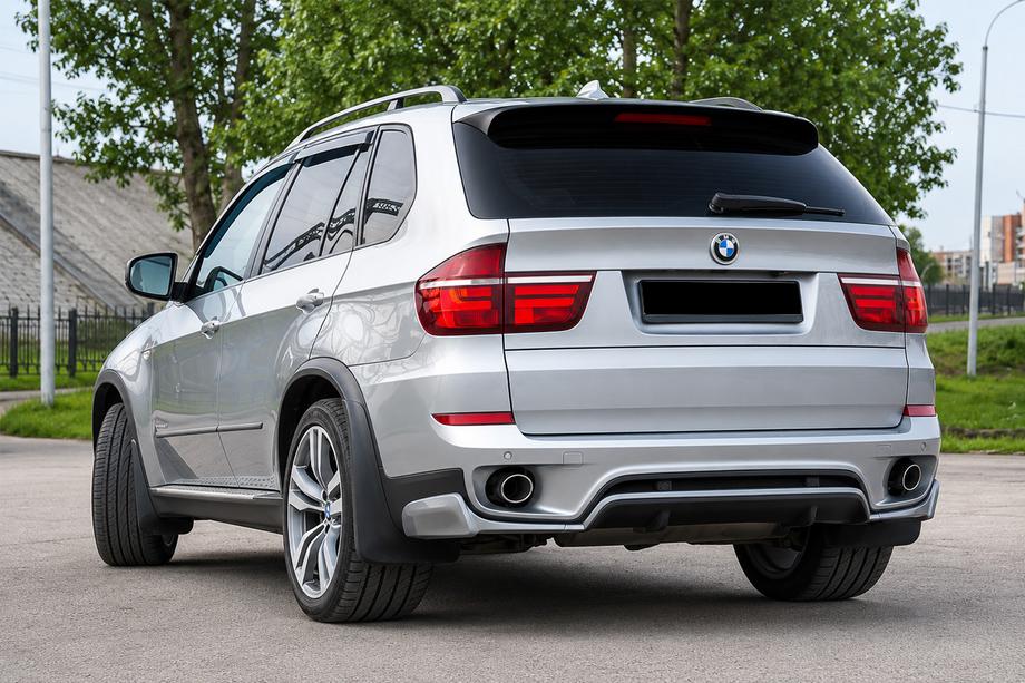 BMW X5 E70 2007–2013 Bagkofanger diffuserindsats (2010-2013, til lakering) Image