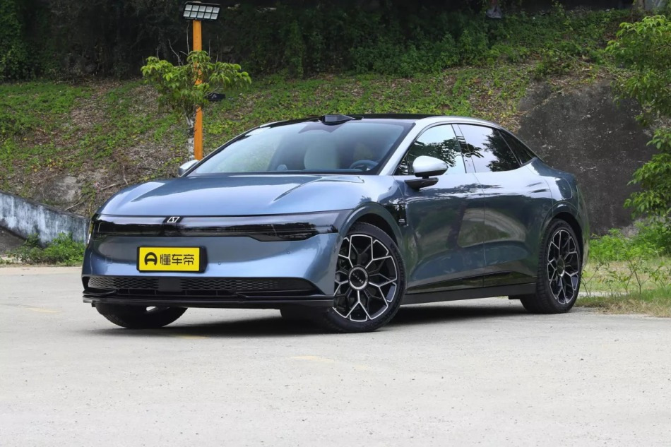 Zeekr 007: anmeldelse af den elektriske sedan