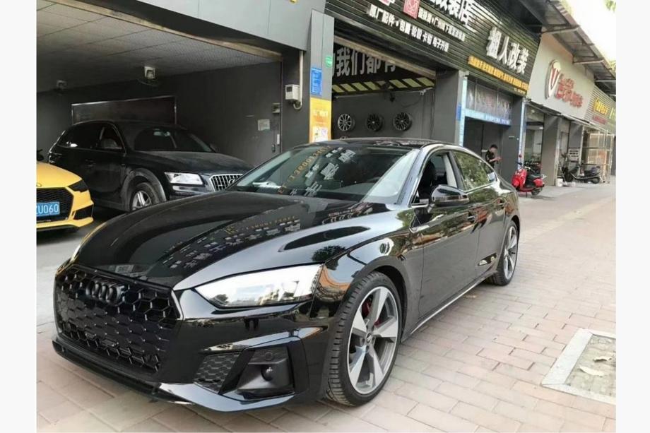 Audi A5 2016–2025 Tågelygtegriller med tågelygter RS-Style (Til S-Line, 2020-2025, 2 stk, Sort) Image