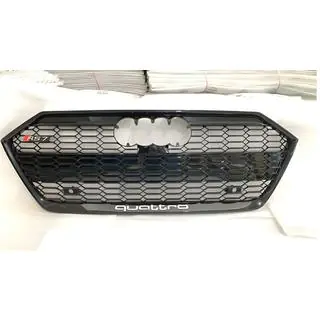 Frontgrill i RS-stil med Quattro-tekst (sort)