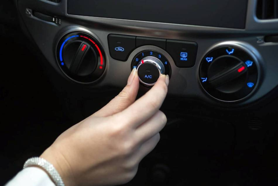 Sådan ved du, hvornår bilens aircondition skal genopfyldes