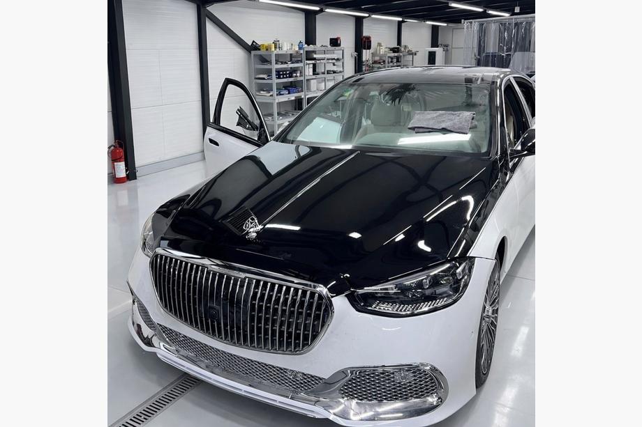 Mercedes S-Klasse W221 2005–2013 Restyling-kit til W223 Maybach (med dørhåndtag og indsatser) Foto 4