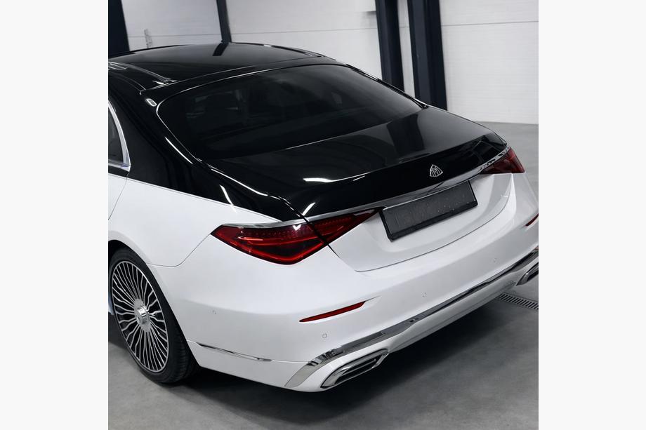Mercedes S-Klasse W221 2005–2013 Restyling-kit til W223 Maybach (med dørhåndtag og indsatser) Foto 3
