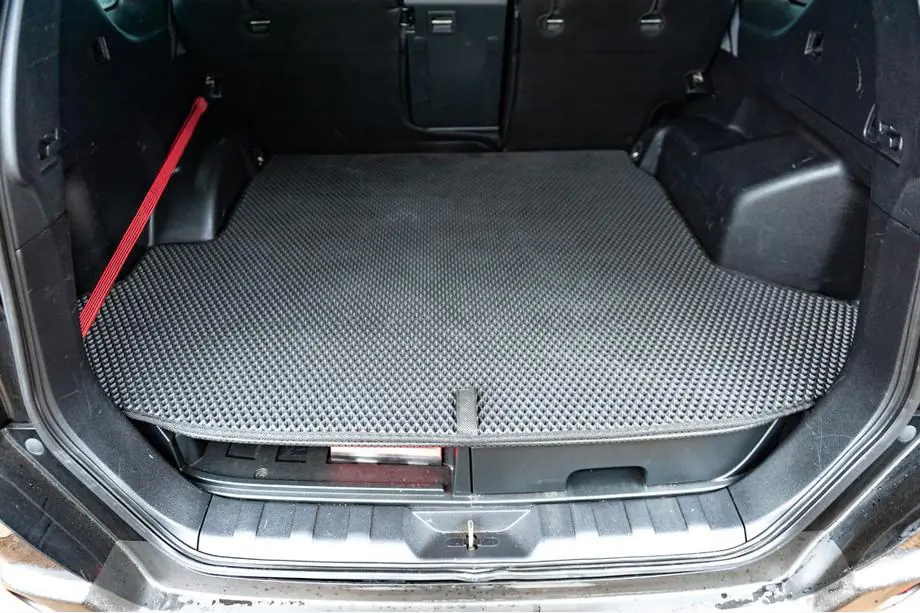 Nissan X-trail T31 2007–2014 EVA bagagerumsmåtte (sort) Image
