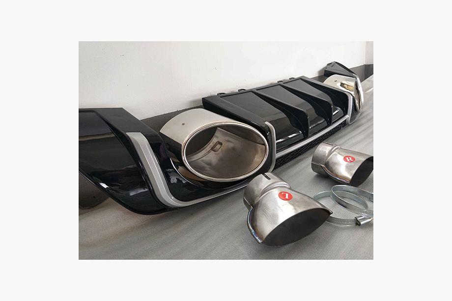 Audi TT 2014–2023 Bageste diffuser med udstødningsenderør TTRS-Style (2014-2020) Image