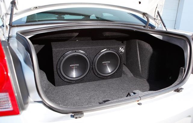 Sådan vælger du en god subwoofer til bilen: tips til musikelskere