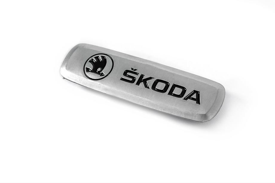 Skoda Aluminium emblem til bilmåtter (1 stk.) Foto 1