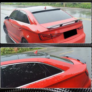 Bagrudespoiler V1 (til Sedan, kulfiber) foto 3