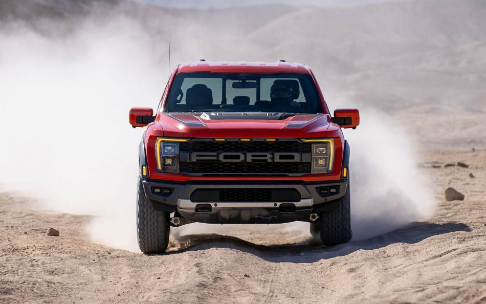 Test af den højtydende pickup Ford F-150 Raptor