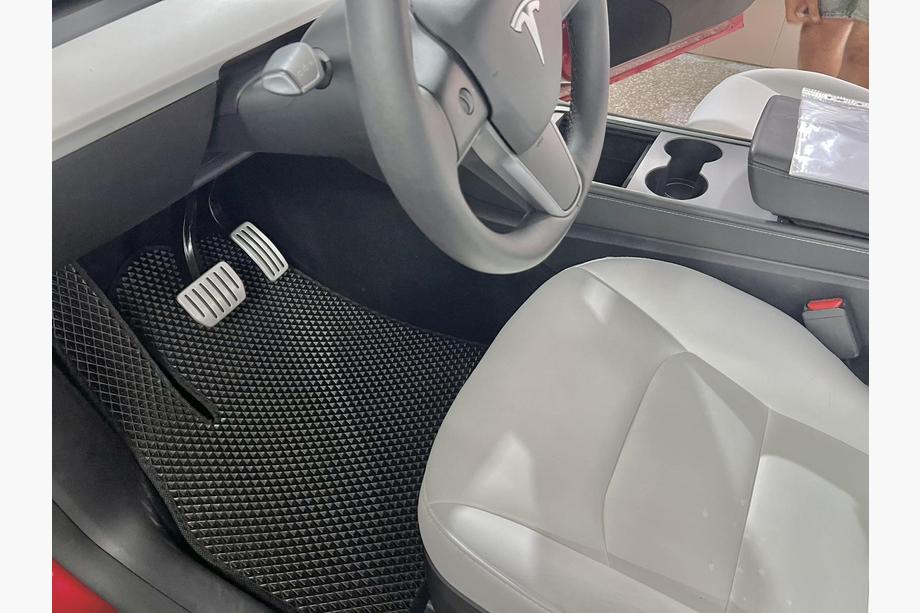 Tesla Model Y 2020– EVA-gulvmåtter til kabinen (2020-2024, Sort) Image
