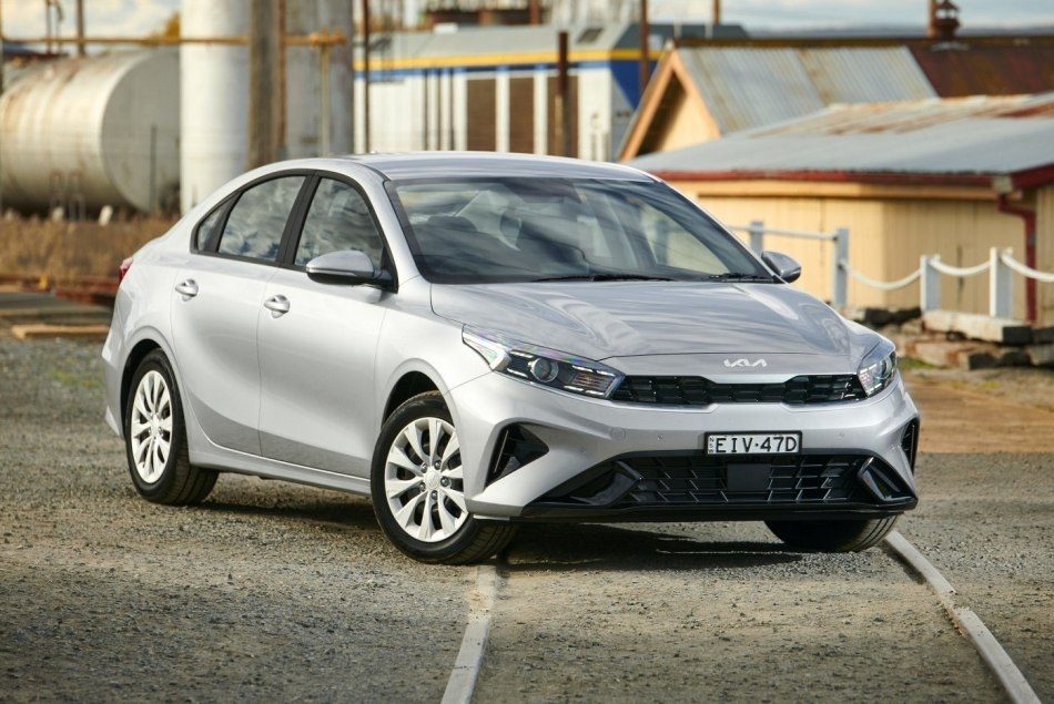 Opdateret sedan: KIA Cerato IV generation