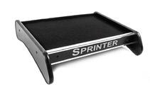 Mercedes Sprinter W907/W910 2018– Instrumentbordshylde (Carpet) foto 1