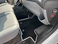 Ford Custom 2013–2022 Premium tekstilmåtter (foran, sorte) foto 1