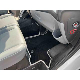 Premium tekstilmåtter (foran, sorte) Ford Custom 2013–2022 foto 1
