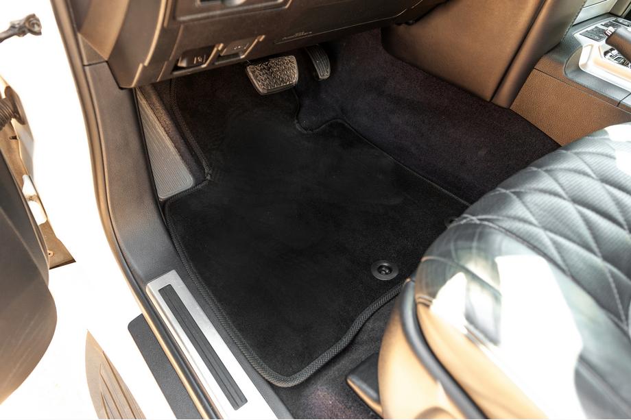 Toyota Land Cruiser 200 2007–2021 Tekstilmåtter Classic V-2 (2012-2021, Sort) Image