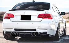 BMW 3-serie E90/E91 2005–2011 Bagklapspoiler i kulfiber V5 (Coupe) foto 4