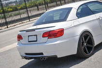 BMW 3-serie E92/E93 2006–2013 M3-Style bagspoiler (til E93, carbon) foto 2