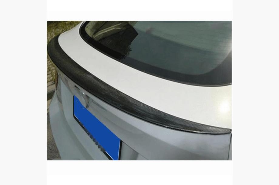 BMW X6 E71 2008–2014 Spoiler V1 (kulfiber) Foto 3