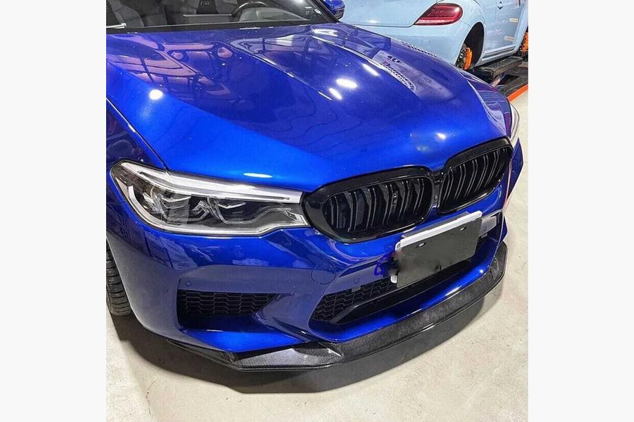 BMW 5-serie G30/G31 2017–2023 Front læbespoiler til kofanger Lip V3 (til M5 F90 2017-2020, kulfiber) Foto 4