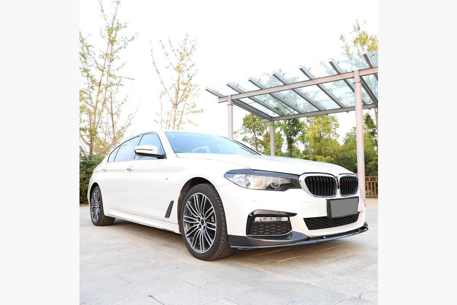 BMW 5-serie G30/G31 2017–2023 Frontlæbe til forreste kofanger Lip V6 (til M-Sport 2017-2020, carbon) Foto 3