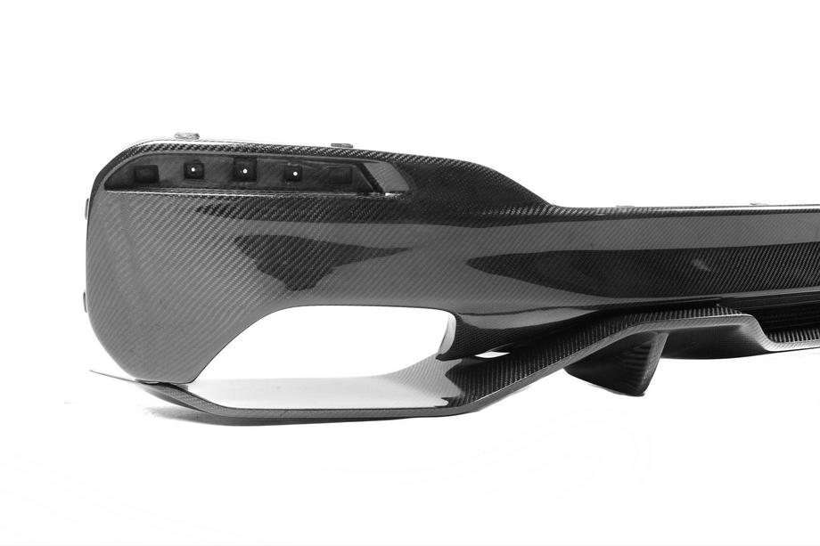 BMW 5-serie G30/G31 2017–2023 Bagkofangerdiffuser V4 (til M-Sport/M5 F90, carbon) Foto 7