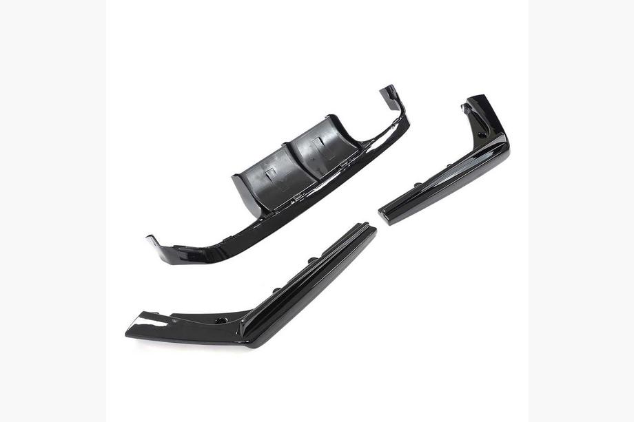 BMW 4-serie F32/F33/F36 2012–2020 Bageste kofangerdiffuser i carbon ABS V14 (til F82/F83) Foto 5
